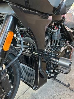 2024 Harley-davidson FLTRXSTSE CVO RD GLIDE ST 121 RAVEN METALLIC