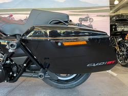 2024 Harley-davidson FLTRXSTSE CVO RD GLIDE ST 121 RAVEN METALLIC