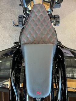 2024 Harley-davidson FLTRXSTSE CVO RD GLIDE ST 121 RAVEN METALLIC