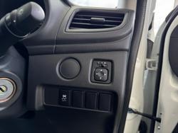 2024 Mitsubishi
Triton GLX