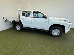 2024 Mitsubishi
Triton GLX
