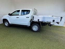 2024 Mitsubishi
Triton GLX