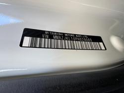 2024 Mitsubishi
Triton GLX