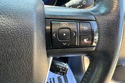 2018 Toyota
Hilux SR5