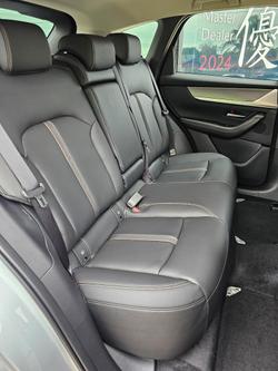 2025 Mazda CX-60 G40e Evolve