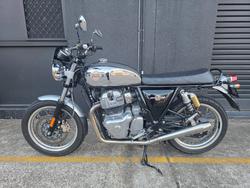 2019 Royal Enfield INTERCEPTOR 650 CHROME beige