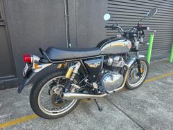 2019 Royal Enfield INTERCEPTOR 650 CHROME beige