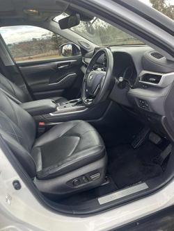 2021 Toyota
                Kluger Grande