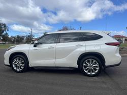 2021 Toyota
                Kluger Grande