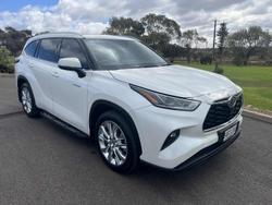 2021 Toyota
                Kluger Grande