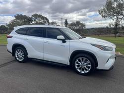 2021 Toyota
                Kluger Grande