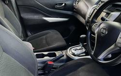 2021 Nissan Navara ST