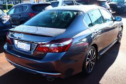 2019 Honda
Accord V6L