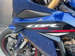 2022 Honda CBR650R BLUE