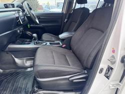 2017 Toyota Hilux SR GUN126R 4X4 Dual Range Glacier White