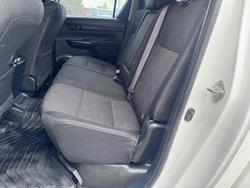 2017 Toyota Hilux SR GUN126R 4X4 Dual Range Glacier White
