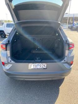 2025 Volkswagen ID.4 Pro