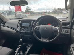 2017 Mitsubishi Triton GLX MQ MY17 4X4 Dual Range White
