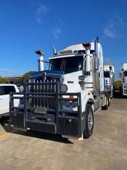 2018 Kenworth T409 Sar 1 White