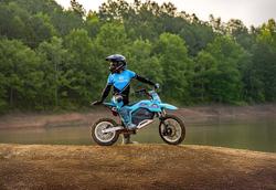 2025 CFMOTO CFX-5E Zephyr Blue