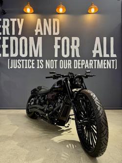 2025 Harley-Davidson Breakout 117 (FXBR) Softail Black