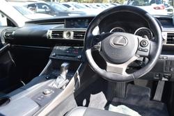 2015 Lexus IS 250 Luxury GSE30R White Pearl