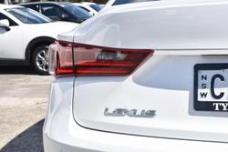 2015 Lexus IS 250 Luxury GSE30R White Pearl