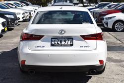 2015 Lexus IS 250 Luxury GSE30R White Pearl