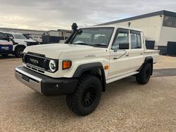 Toyota Landcruiser Military