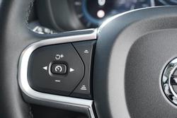 2025 Volvo XC60 Plus T8 Plug-In Hybrid