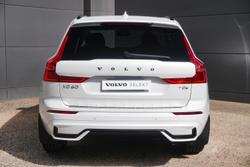 2025 Volvo XC60 Plus T8 Plug-In Hybrid