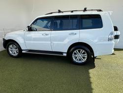 2016 Mitsubishi
Pajero GLX