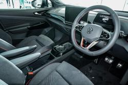 2025 Volkswagen
                ID.4 GTX