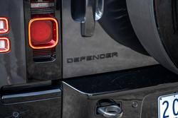 2024 Land Rover Defender 130 D300 X-Dynamic SE
