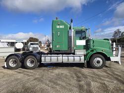 2010 Kenworth
T658