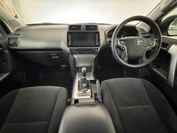 2021 Toyota
Landcruiser Prado GX