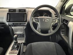 2021 Toyota
Landcruiser Prado GX