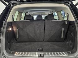 2023 LDV
D90 Executive