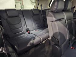 2023 LDV
D90 Executive