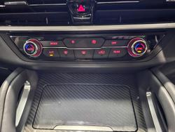 2023 LDV
D90 Executive