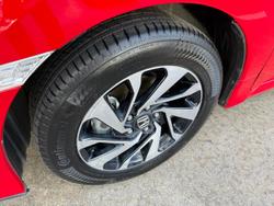 2018 Honda Civic VTi-S 10th Gen MY18 Rally Red