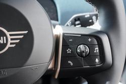 2025 MINI
                Countryman C Favoured