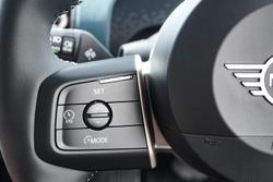 2025 MINI
                Countryman C Favoured