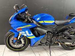 2018 SUZUKI GSX-S750 Blue