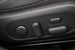 2025 Hyundai Kona Premium