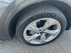 2021 Audi
Q5 40 TDI Sport