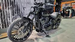2025 Harley-davidson FXBR BREAKOUT (117) Vivid Black