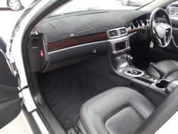 2006 Holden Statesman WL Heron White