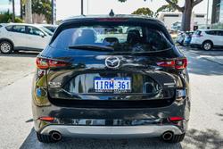 2025 Mazda CX-5 G35 Akera