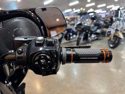2025 Harley-davidson FLHXSE CVO STREET GLIDE (121) RAVEN FADE